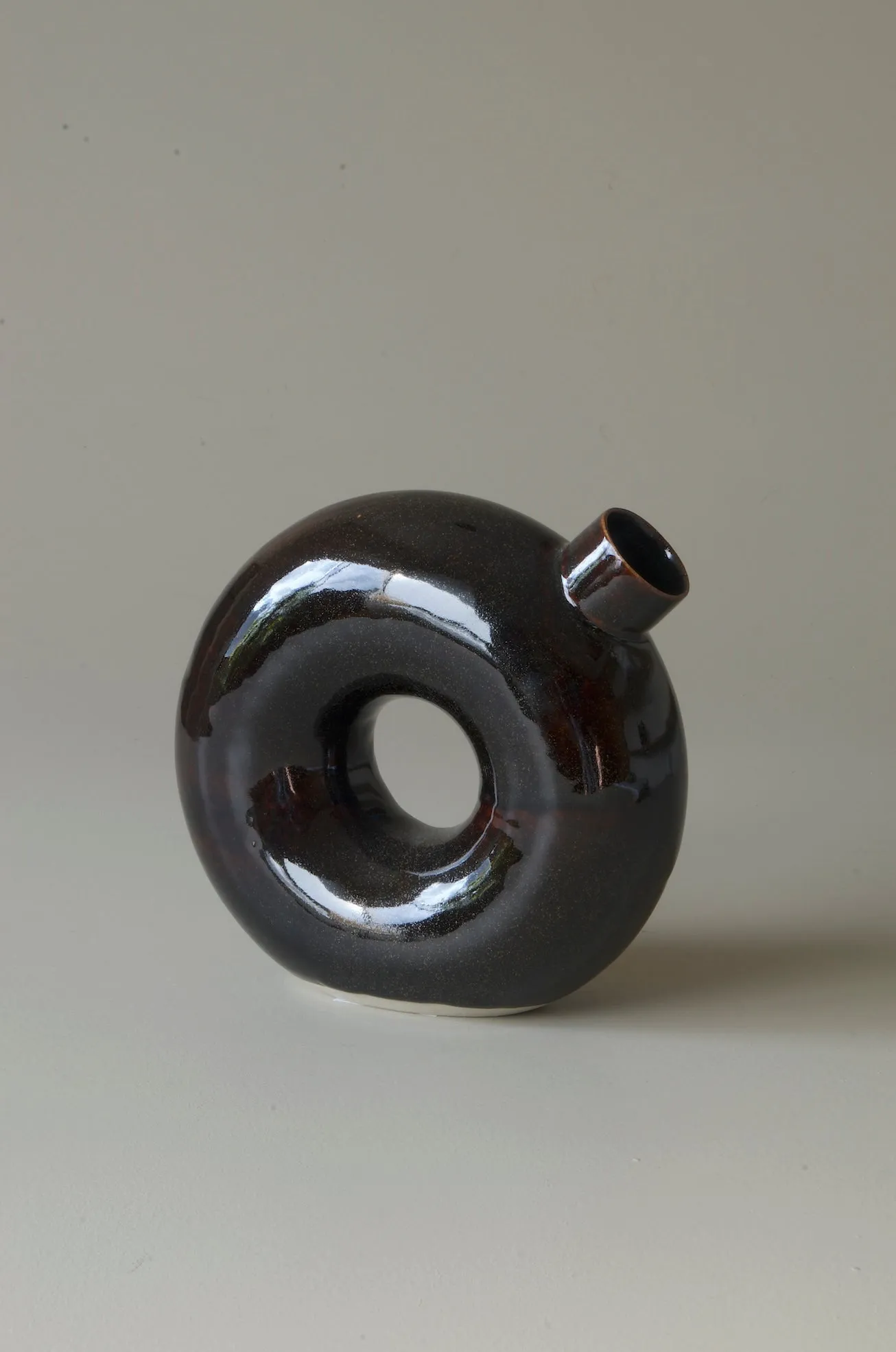 Claire Ellis MOTHEROCK - O Vessel