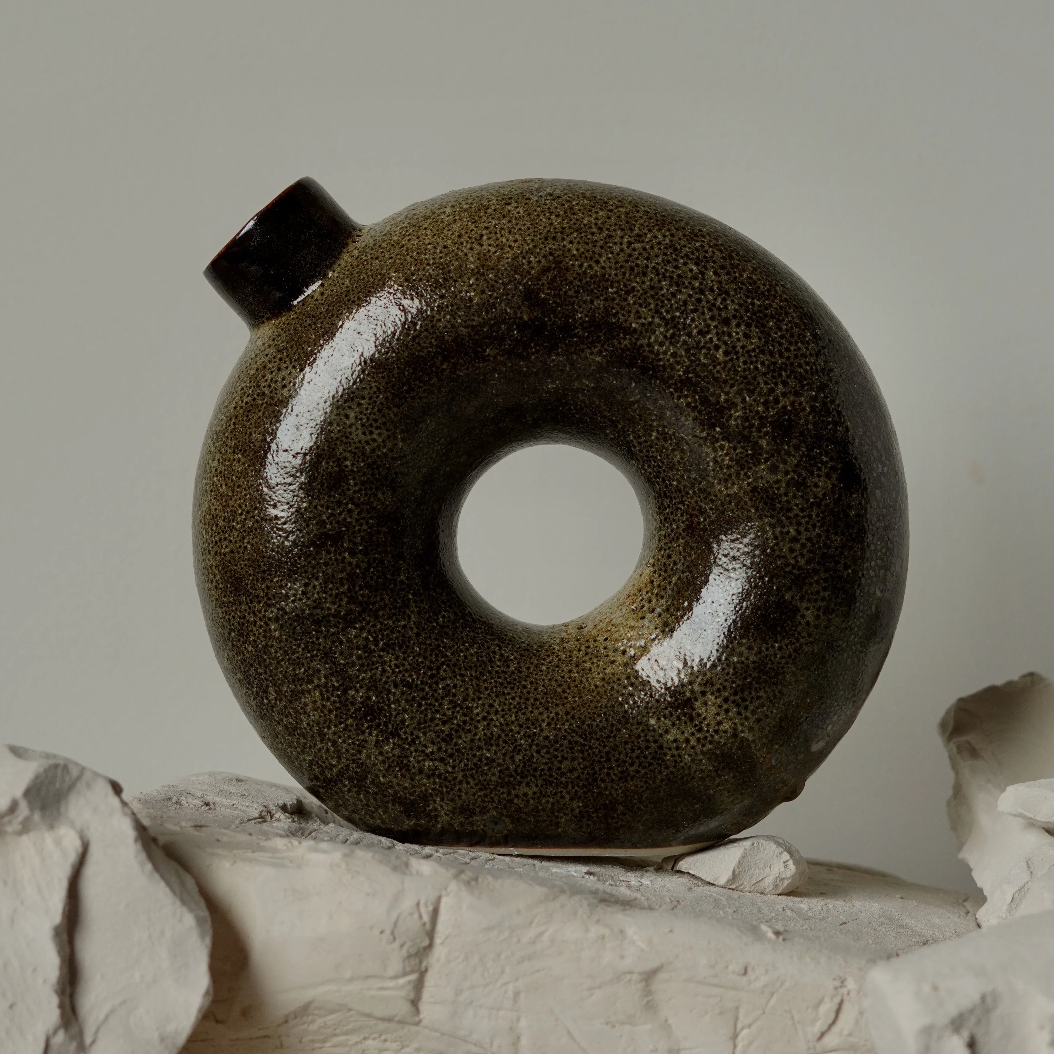 Claire Ellis MOTHEROCK - O Vessel