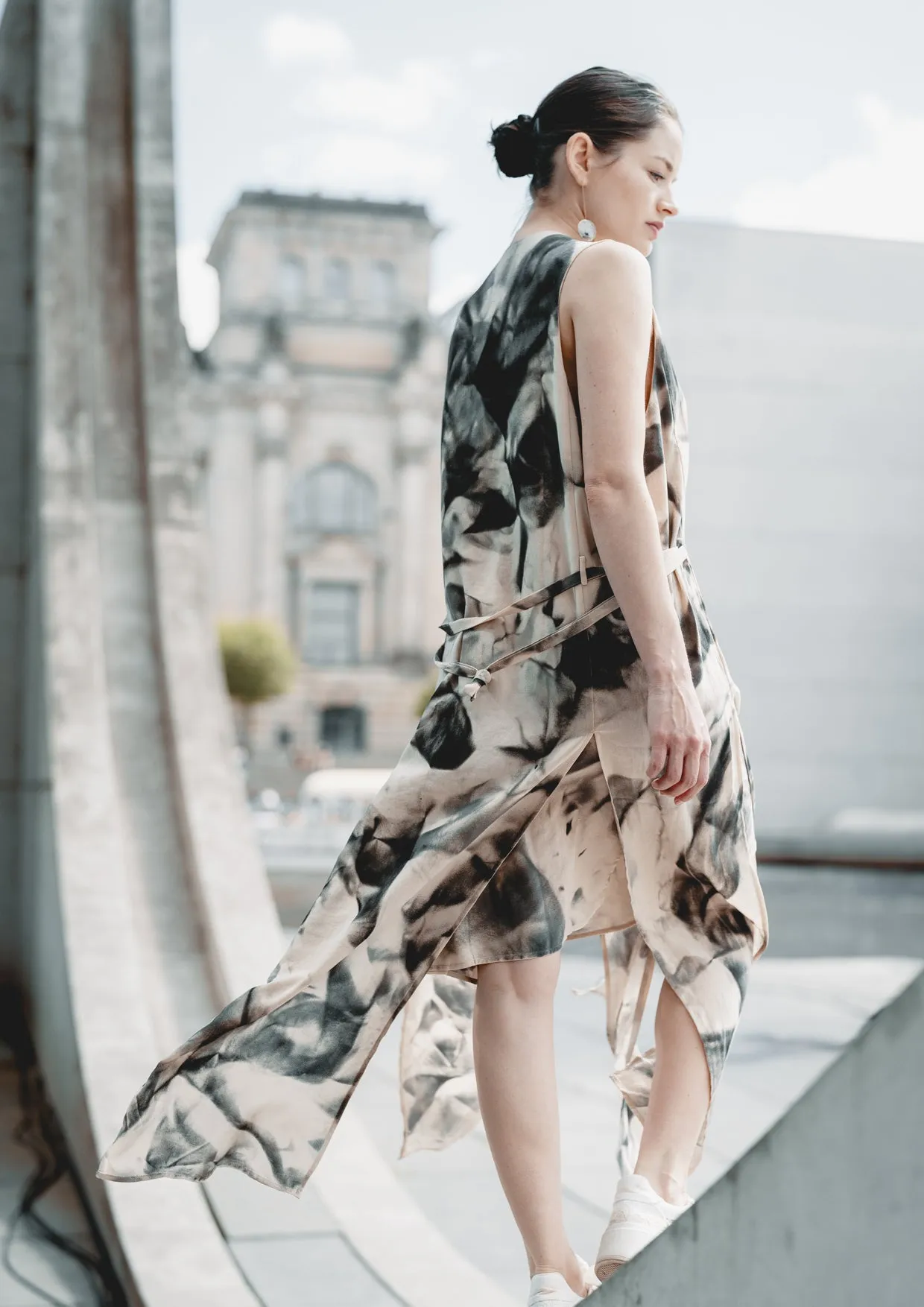 HANDPAINTED - DRESS LONG SLEEVELESS creme painted