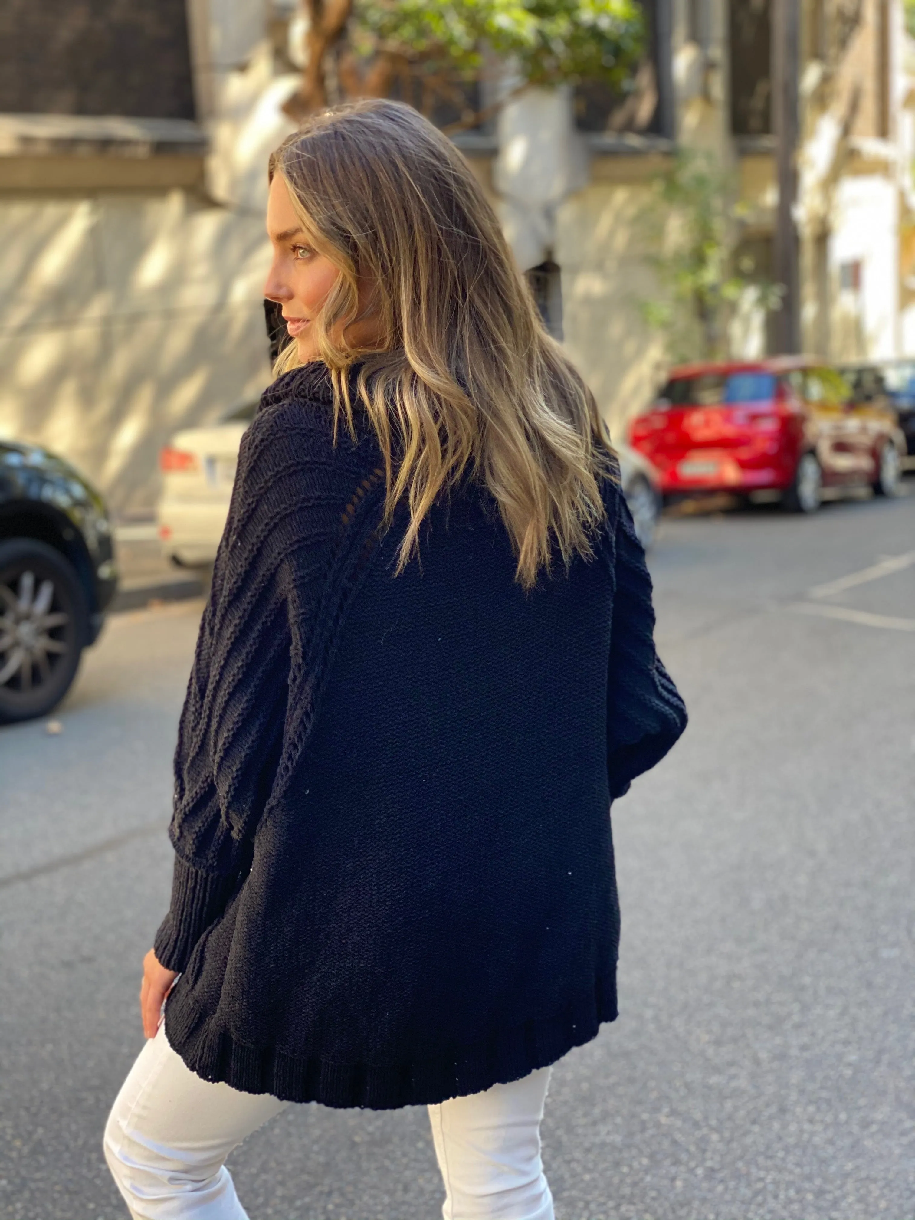 LY423TB Oversized Turtle Neck Knit Sweater (Pack) on sale $12