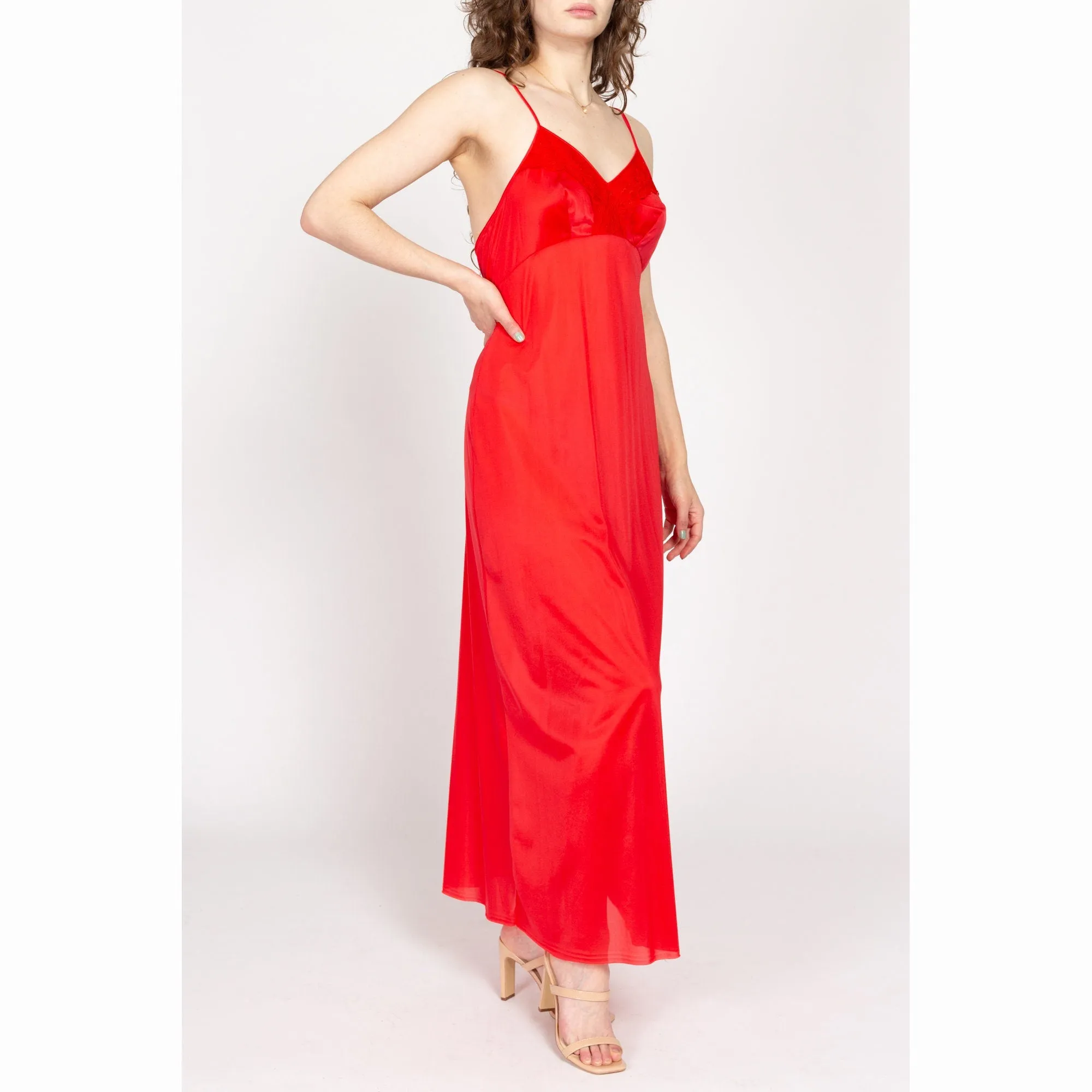 Medium 80s Red Maxi Nightgown