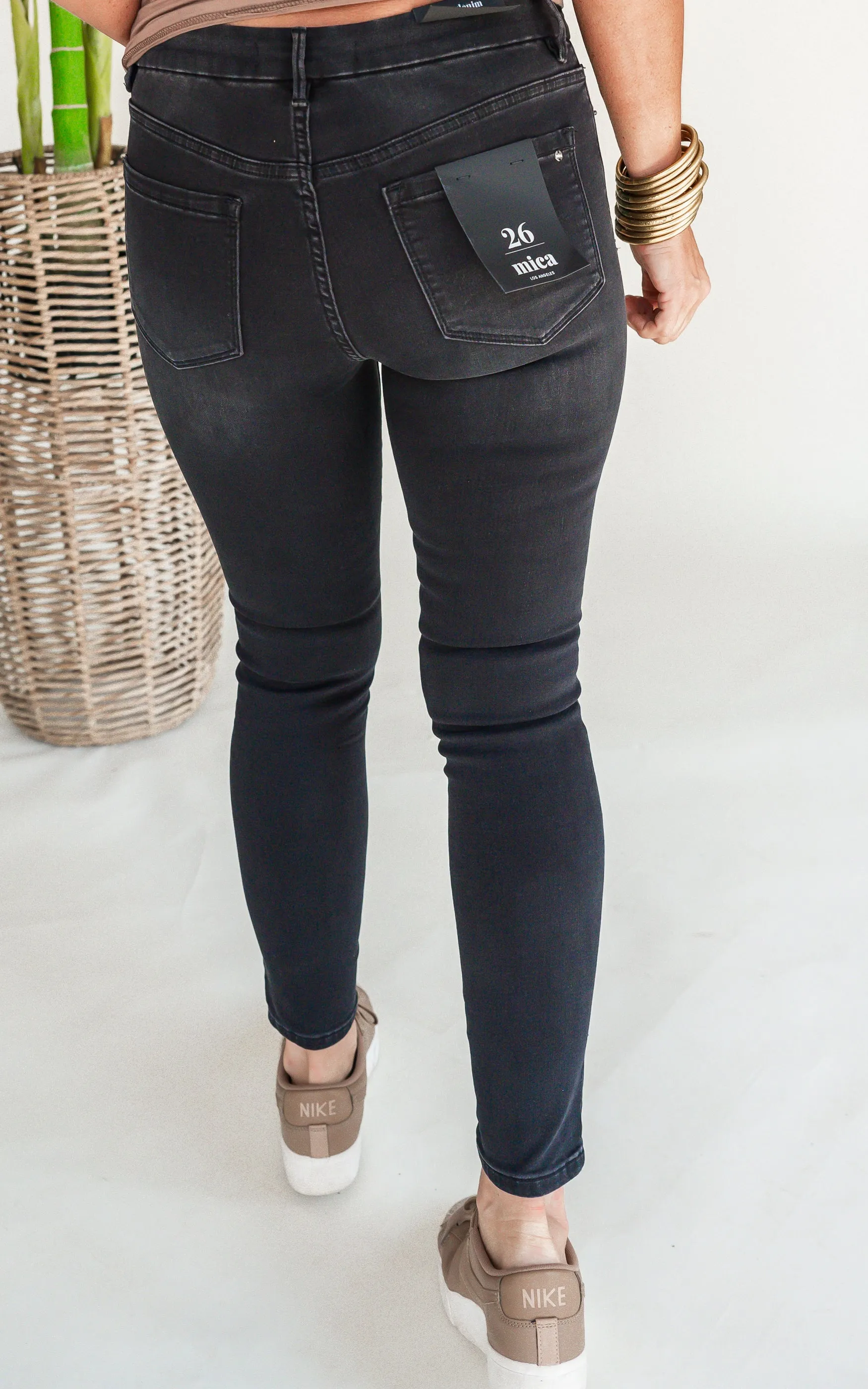 Mica | The Aniston Super Soft Mid-Rise Black Skinny Denim Jeans