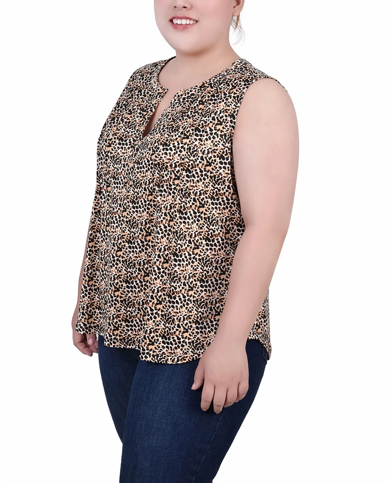 Plus Size Sleeveless Knit Y Neck Top