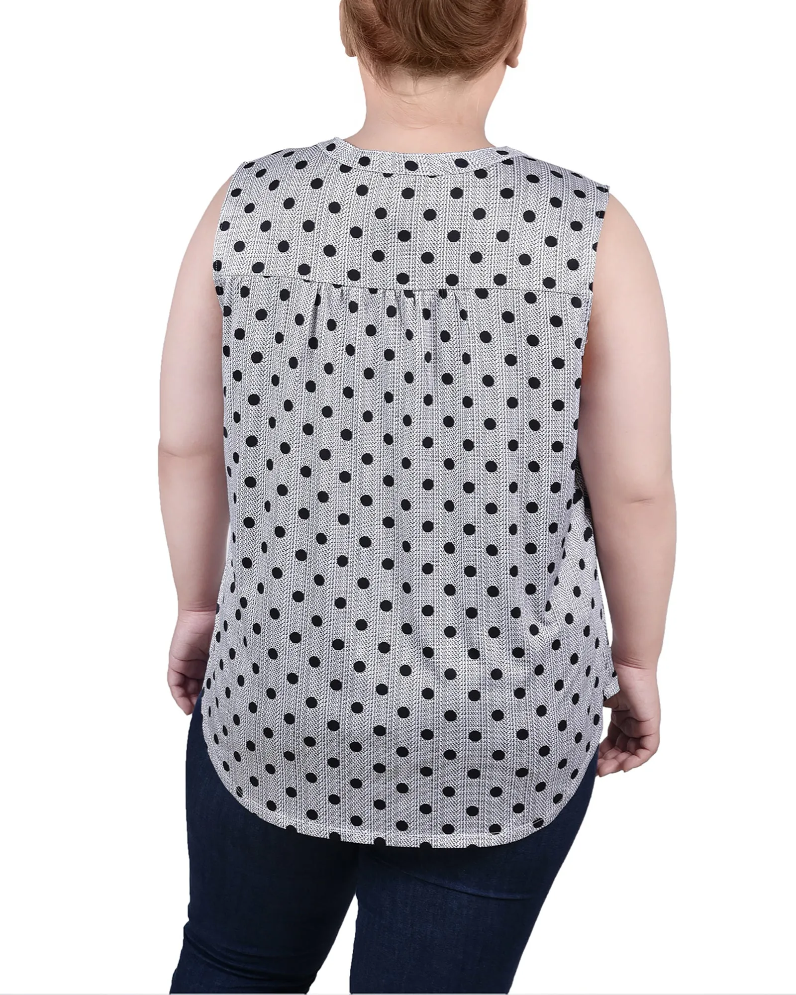 Plus Size Sleeveless Knit Y Neck Top