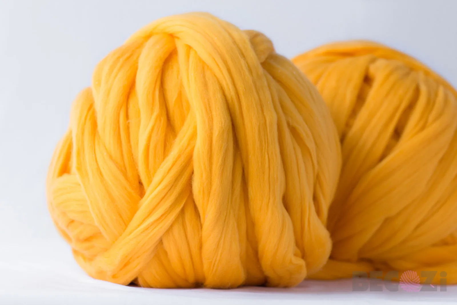 Super Bulky Giant Knit 100% Merino Wool Yarn