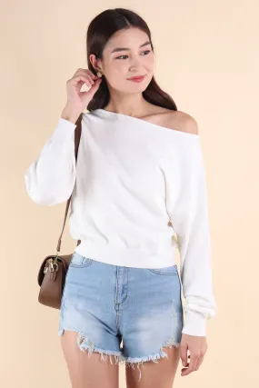 TAYLA OFFSIE KNIT TOP IN WHITE