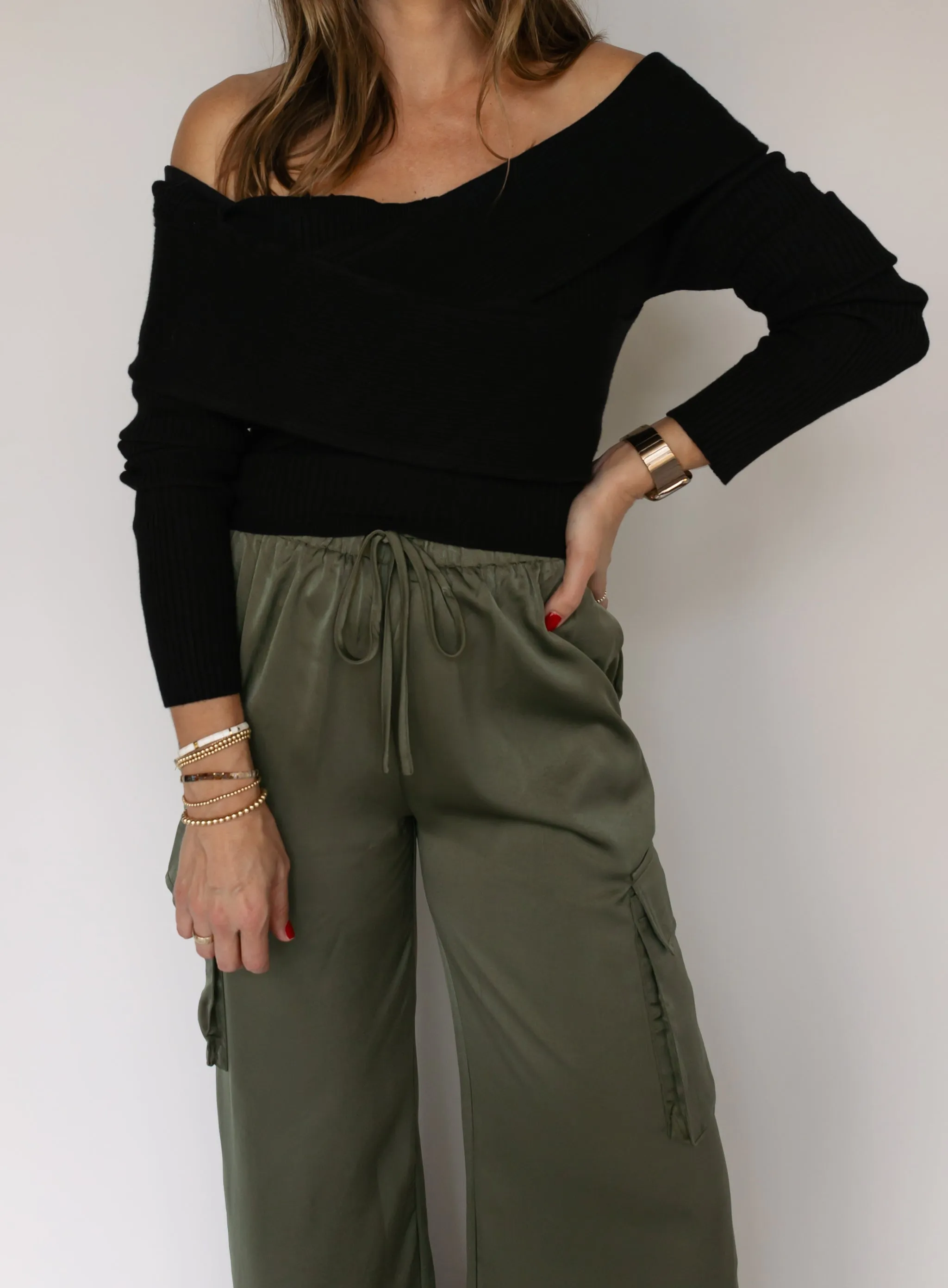 Tia Off Shoulder Top - Black