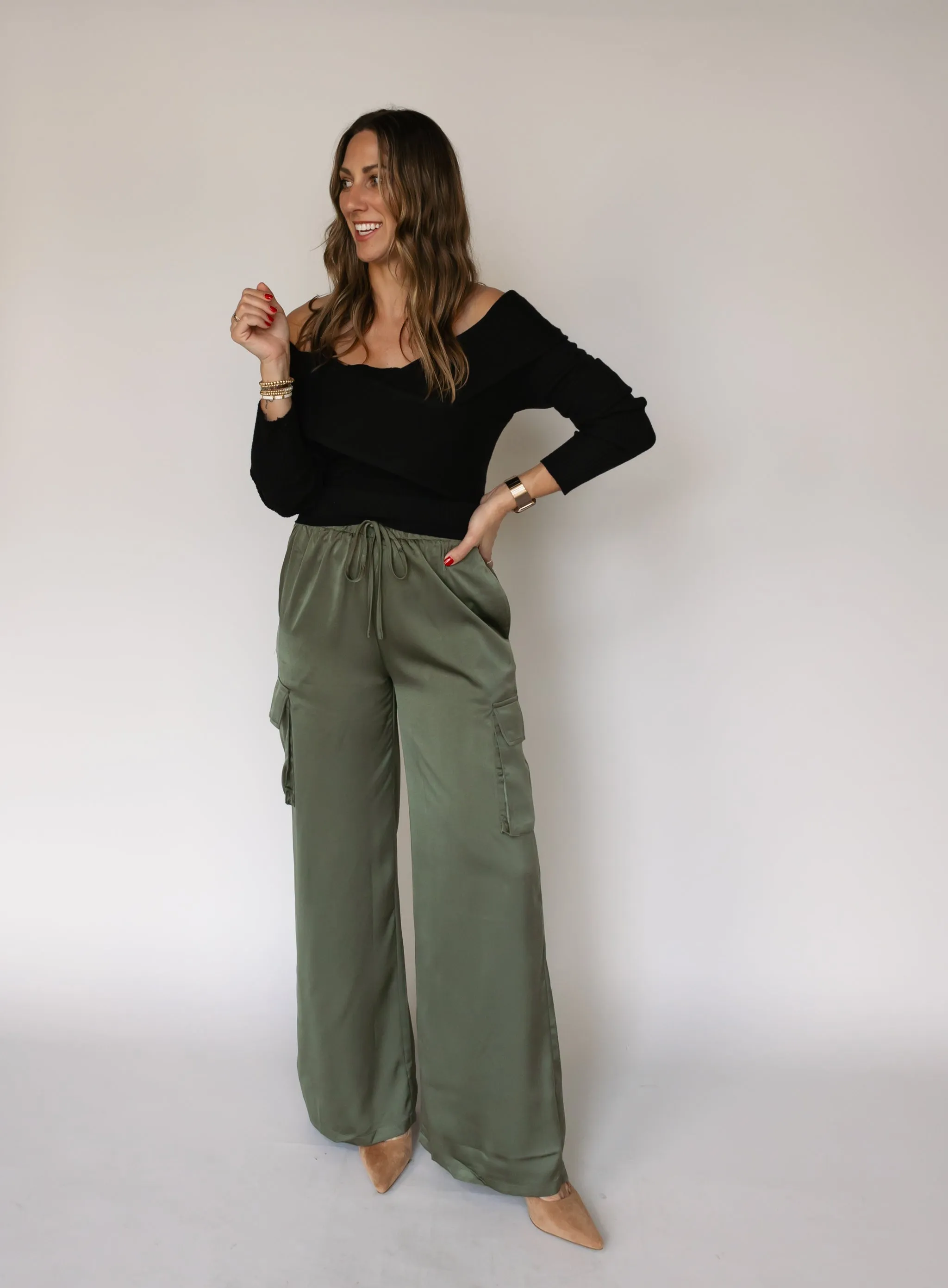 Tia Off Shoulder Top - Black
