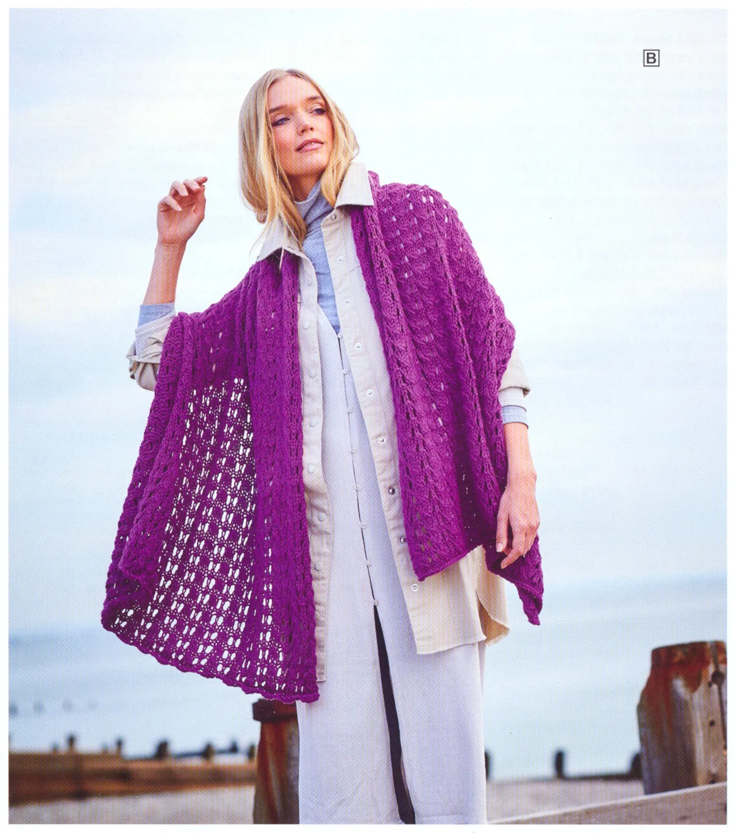 UKHKA 226 Chunky Knitting Pattern - Ladies Shawl & Scarf
